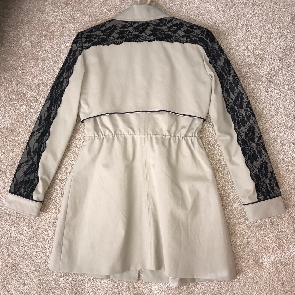Coat - Picture 3 of 5